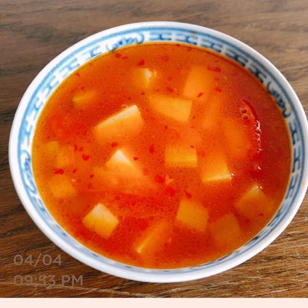 超级浓超好喝的番茄土豆汤