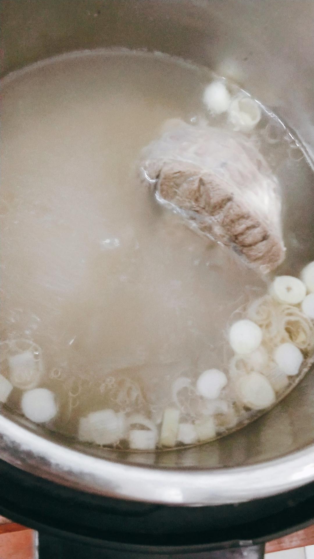 极简清炖牛腱