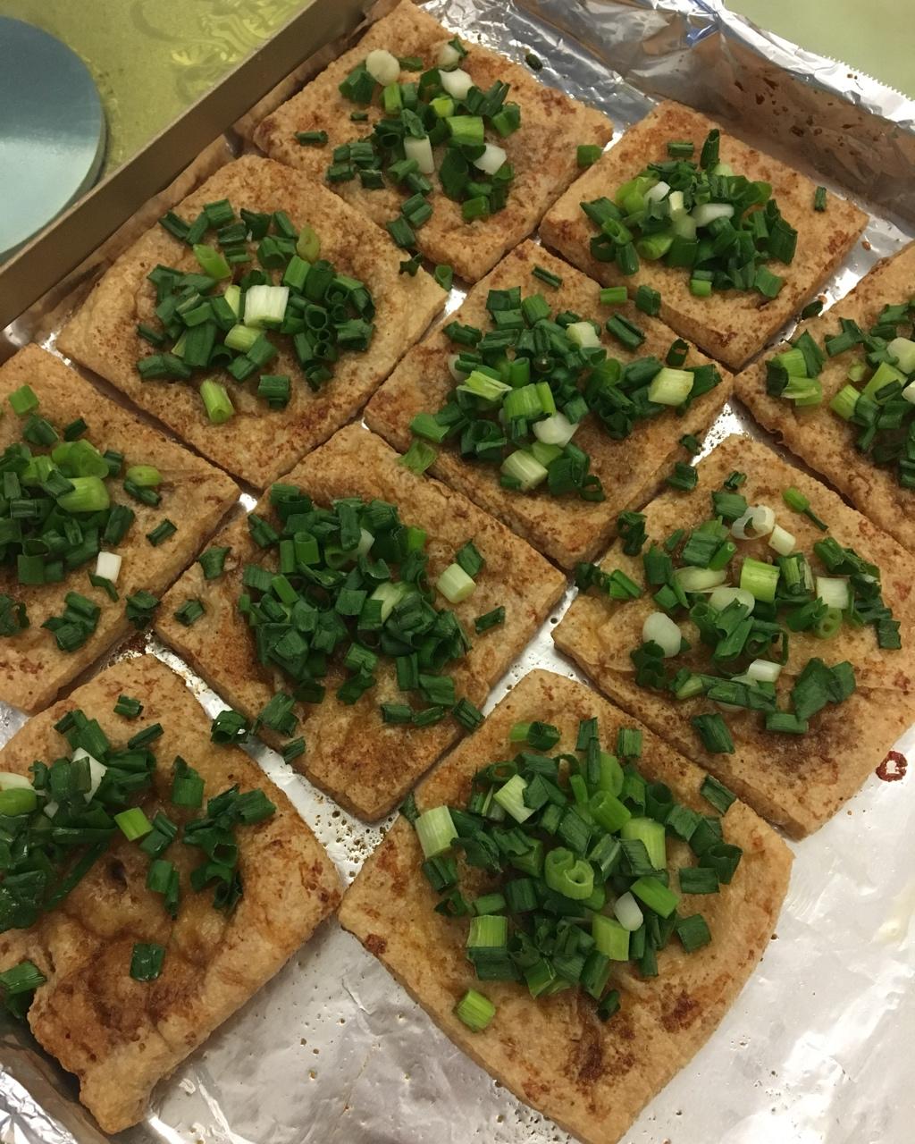 烤箱版葱烤豆腐干(潮汕烤香腐)--超好吃又简单