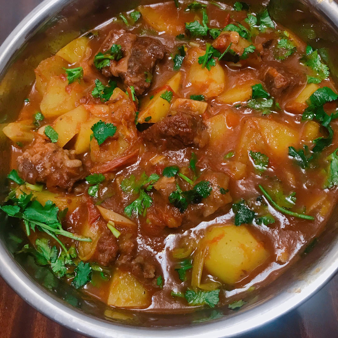 番茄土豆炖牛腩