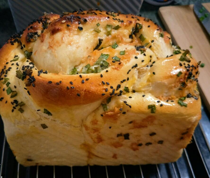 手撕香葱肉松面包的做法步骤图 怎么做好吃 糖宝蔚蓝 下厨房