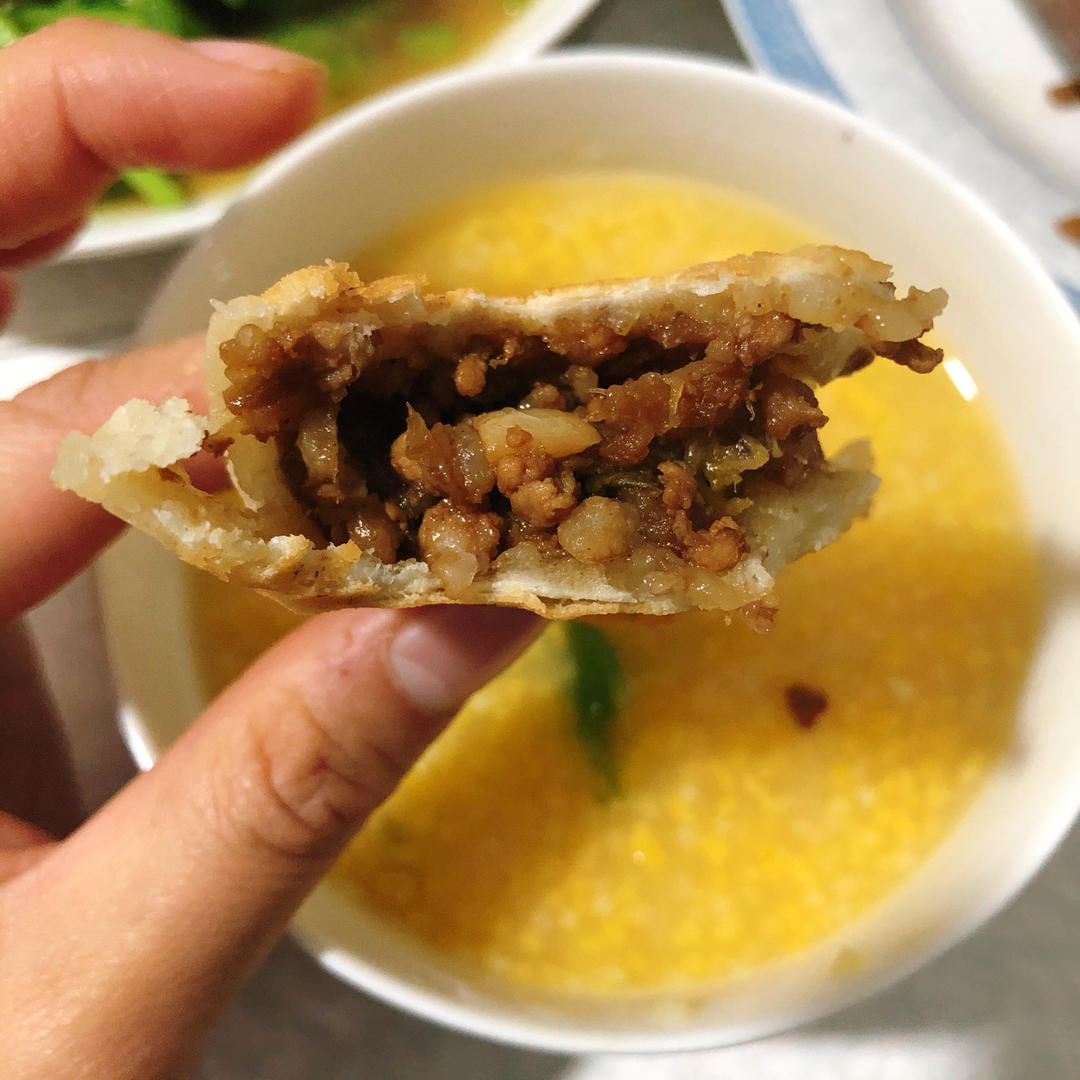 茄子酱肉包(馅料部分，包子，馅饼，水饺，蒸饺均可制作)