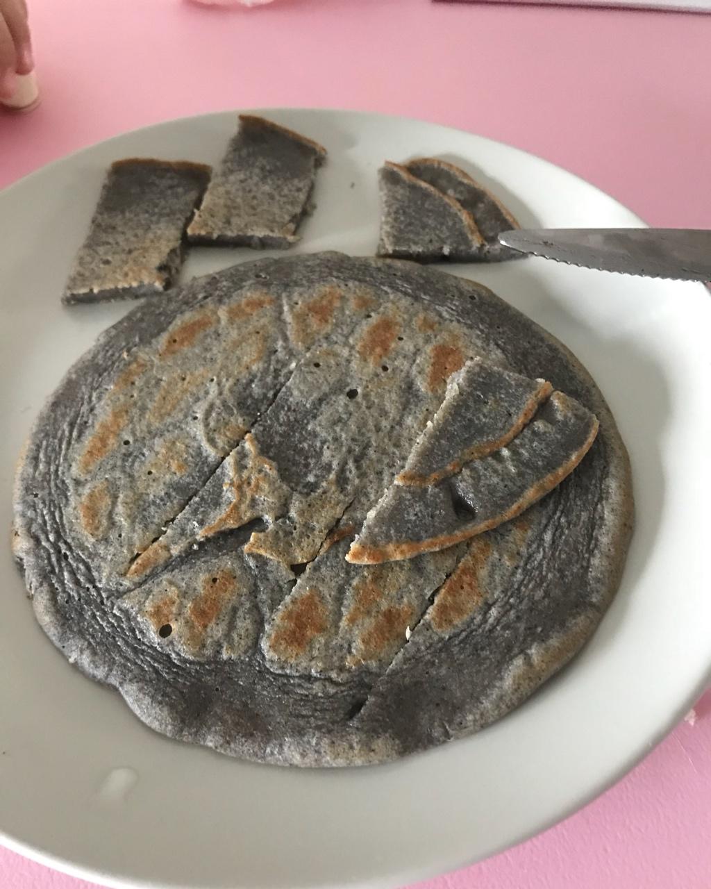 宝宝辅食：香甜黑芝麻饼（12m+）
