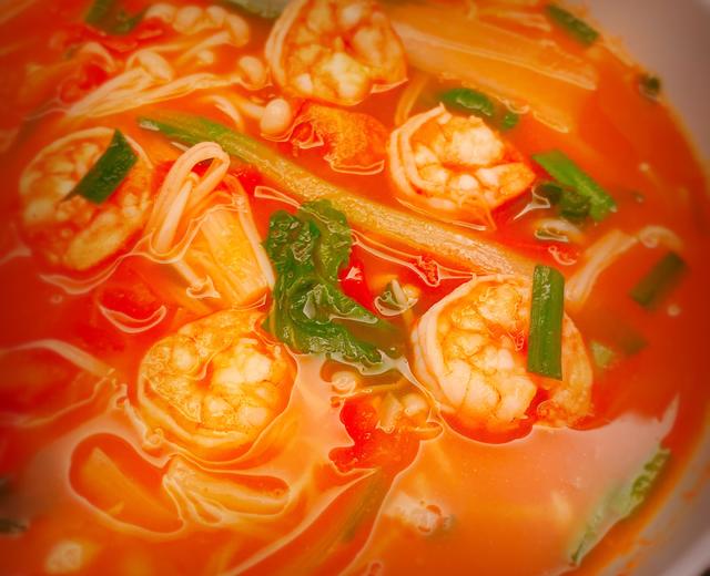 番茄虾仁蔬菜汤（万能蔬菜汤、低脂高营养）的做法