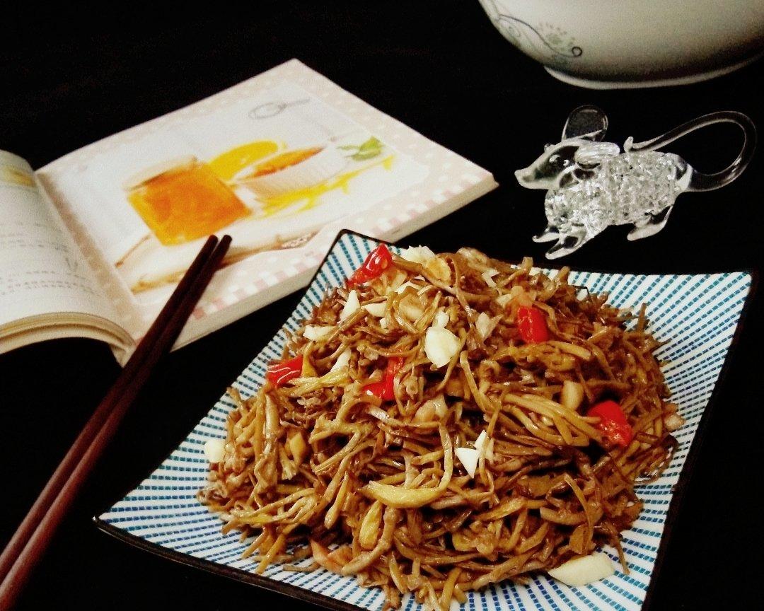 炒野生菱角菜（家常菜）