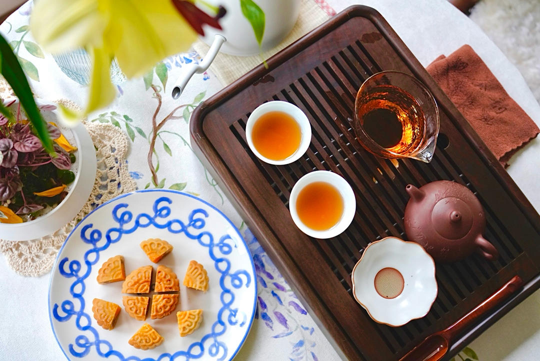 63克蛋黄莲蓉/紫薯/黑芝麻月饼（广式月饼）