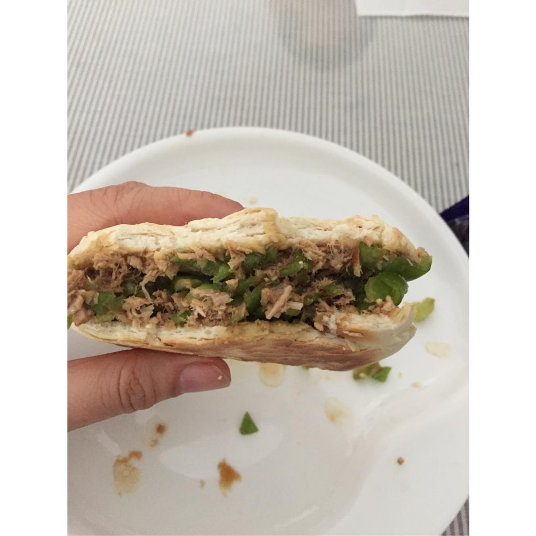 腊汁肉夹馍