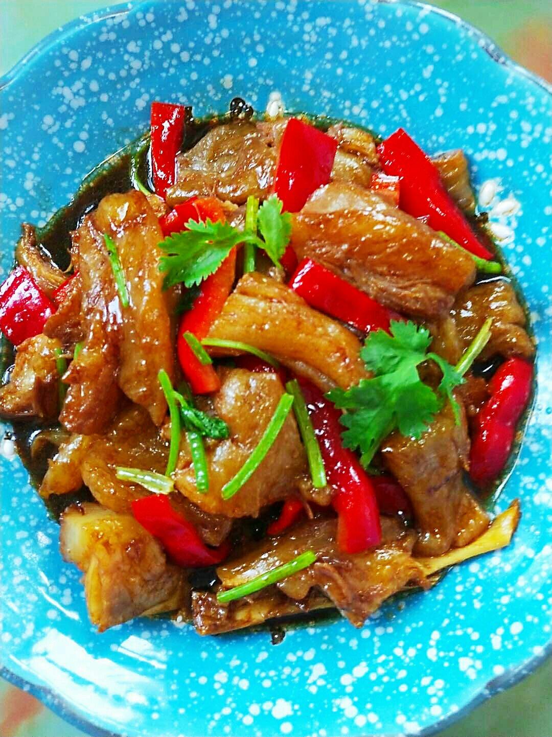 红烧 红烧牛蹄筋(家常版) 煮妇人生做的红烧牛蹄筋(家常版)