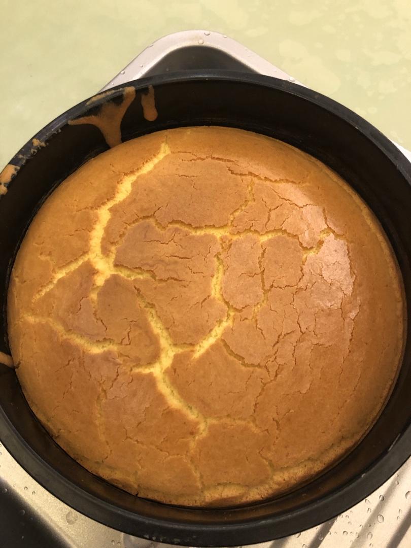 烤箱做蛋糕（戚风蛋糕的做法）