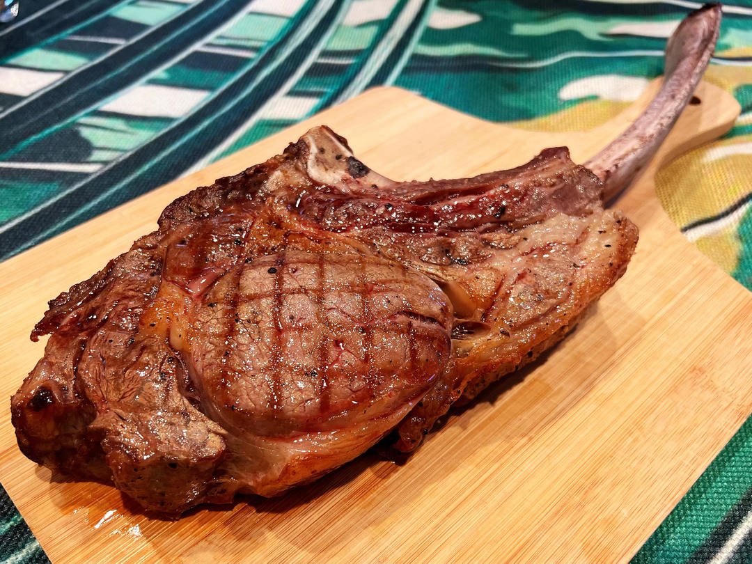 Costco煮易 | 香烤战斧式牛排 - Tomahawk Steak