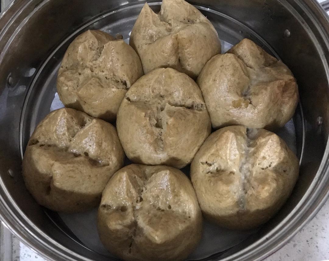 全麦红糖蔓越莓开花馒头