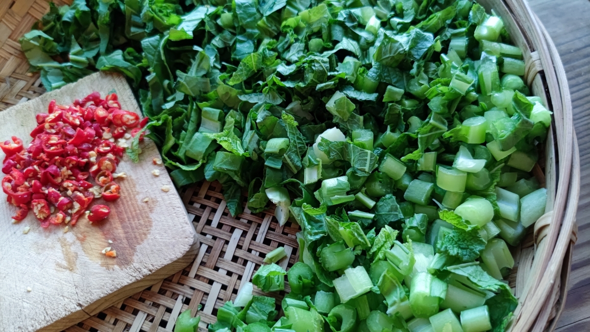 超快手制作简单的水腌菜的做法 步骤25