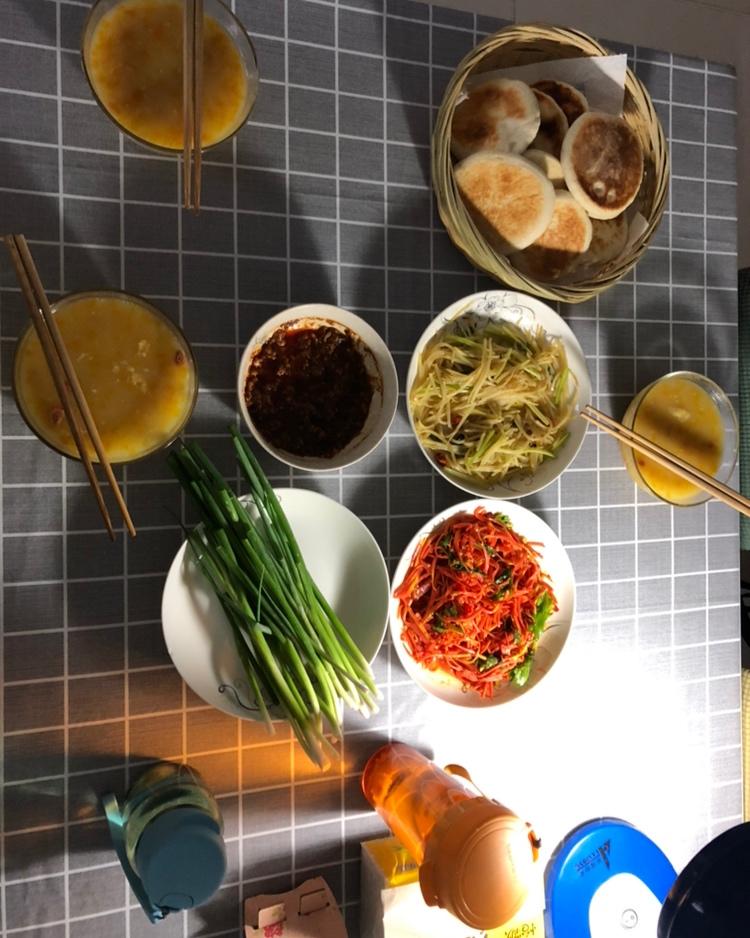 腊肠黄金炒饭