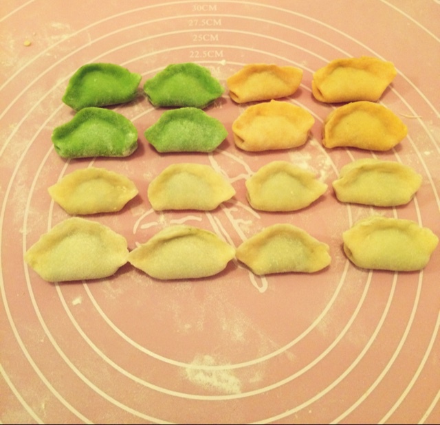 彩色水饺