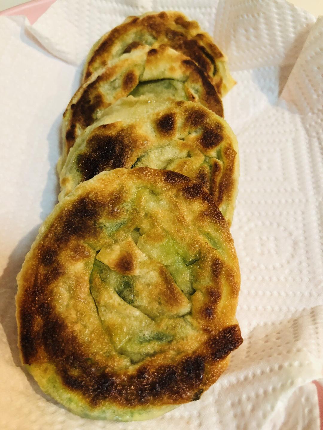 簡易版餛飩皮蔥油餅的做法 步骤8