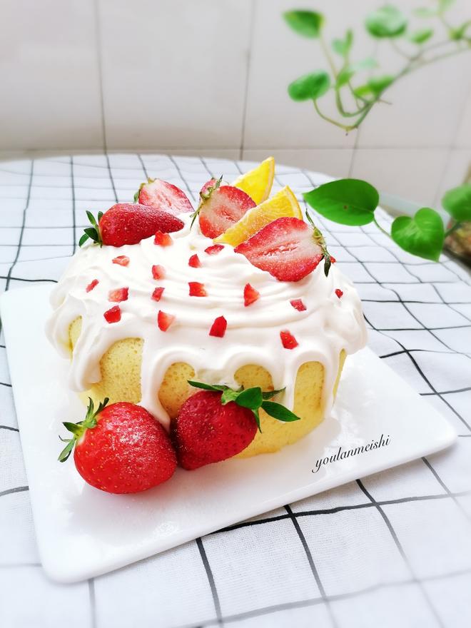 不用烤箱的～草莓奶油“蒸”蛋糕（六寸版）的做法