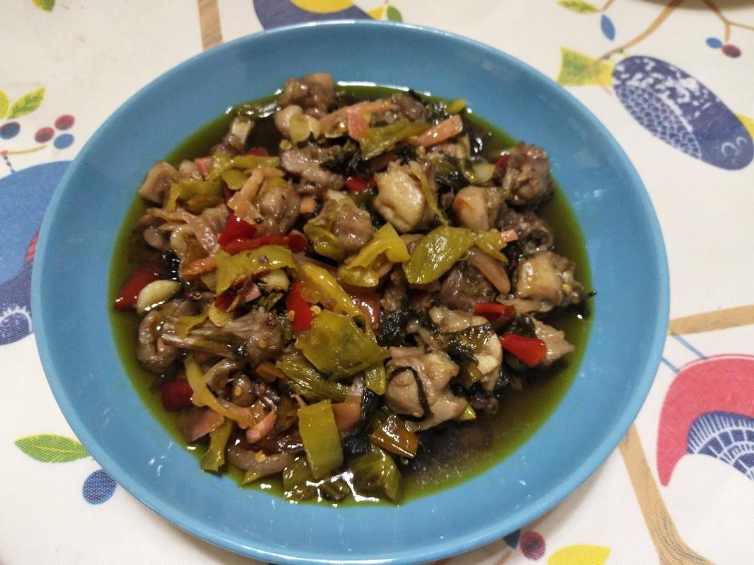 酸菜兔