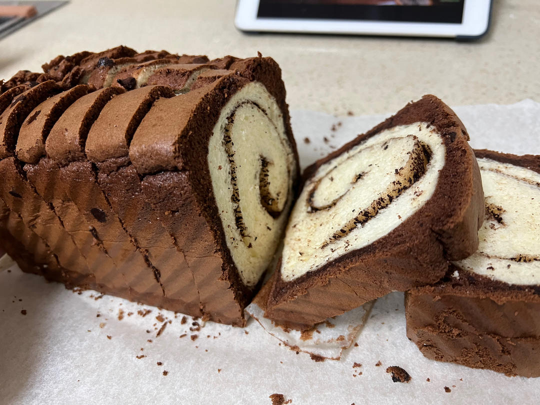 一次成功的黑钻吐司｜蛋糕➕面包的神仙搭配