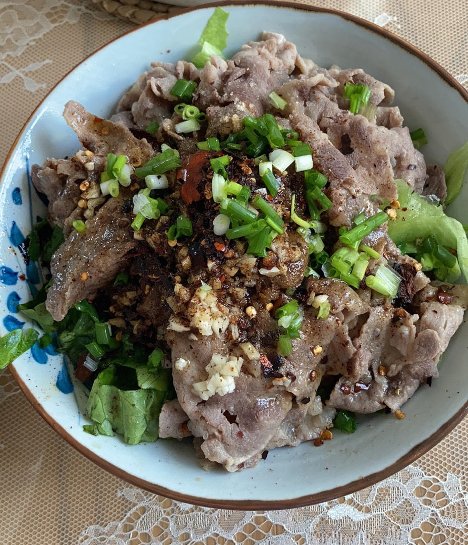 凉拌肥牛