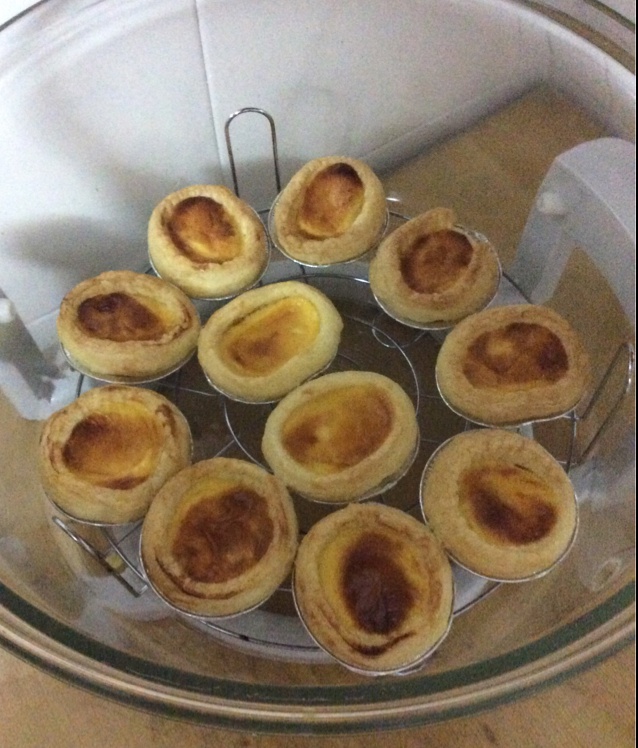 不用千层酥皮也能做出美味蛋挞【港式蛋挞】