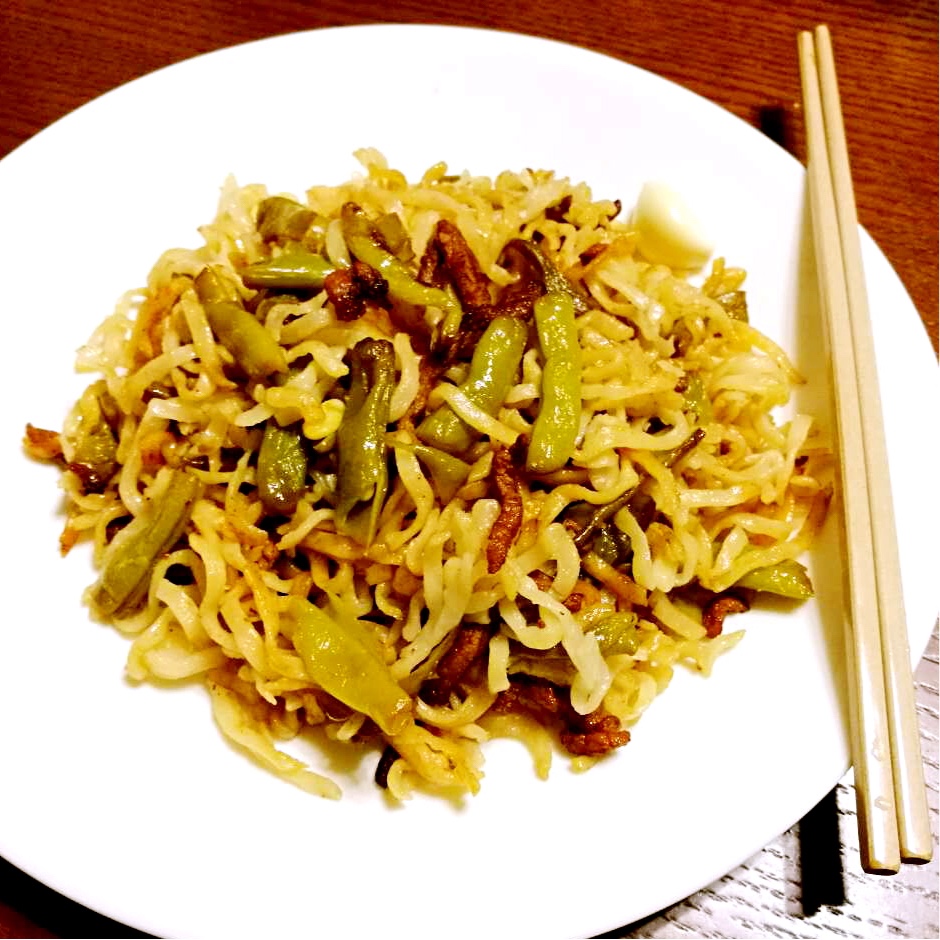 家常豆角焖面 Fried noodles with Bean