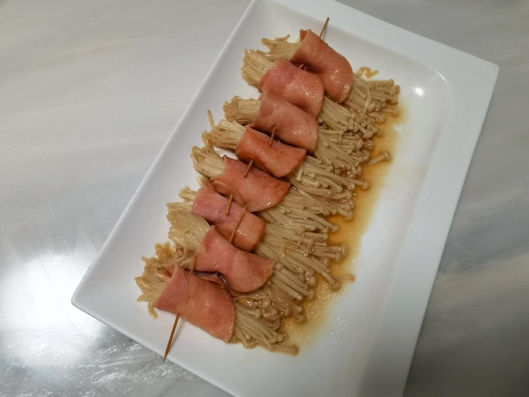 味道超赞 超下饭的金针菇培根卷