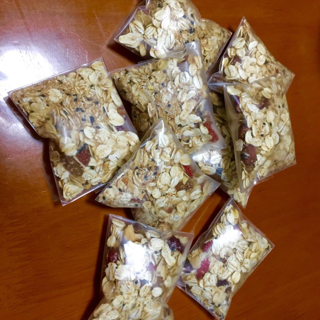 Granola（格兰诺拉麦片）
