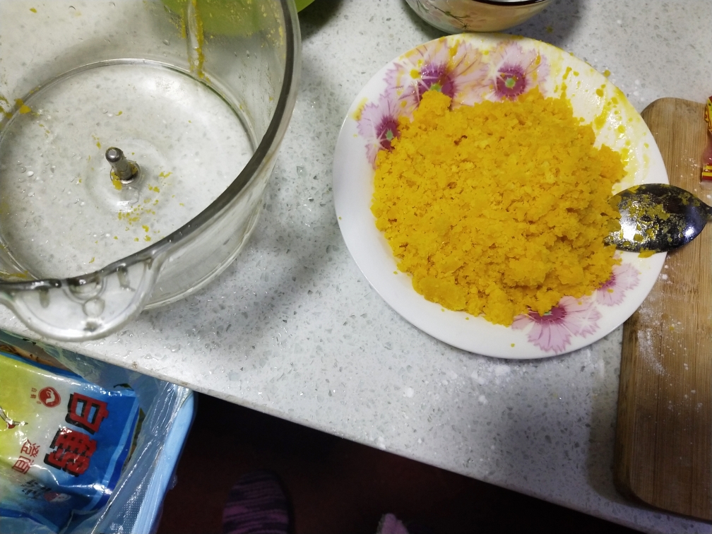 不粘手的紫薯芝士肉松青团的做法 步骤3