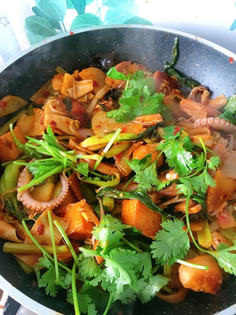 不用油炸的麻辣干锅，好吃到爆炸