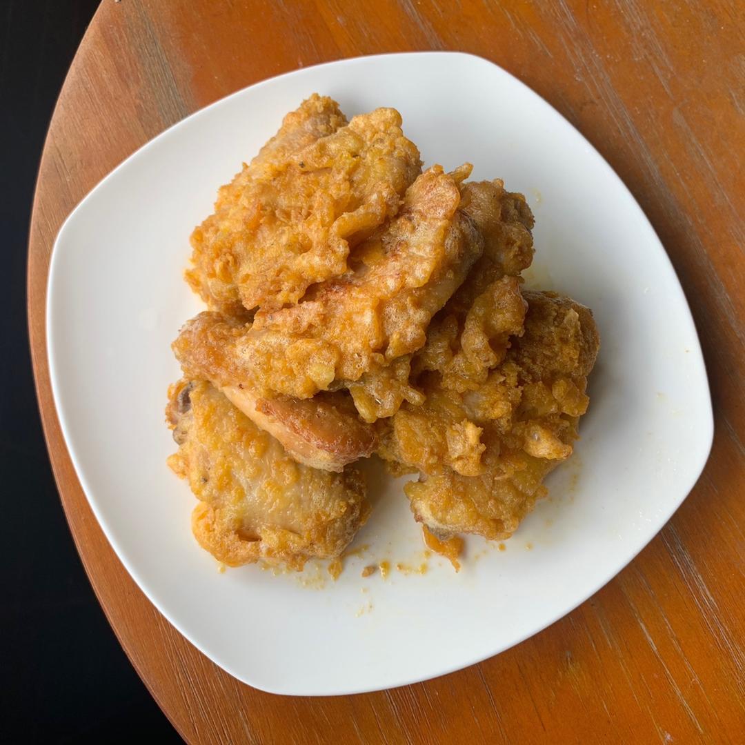 金灿灿的咸蛋黄鸡翅~