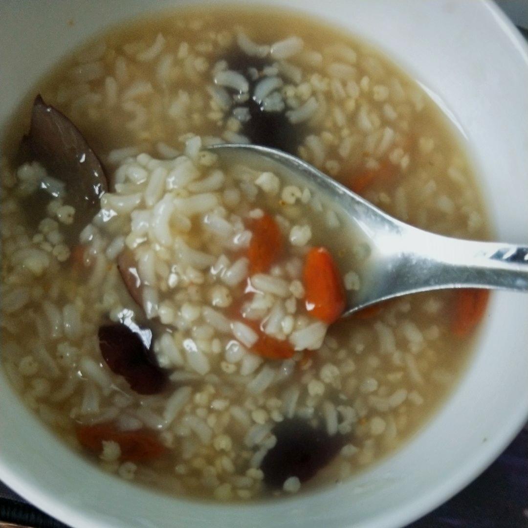 红枣小米粥
