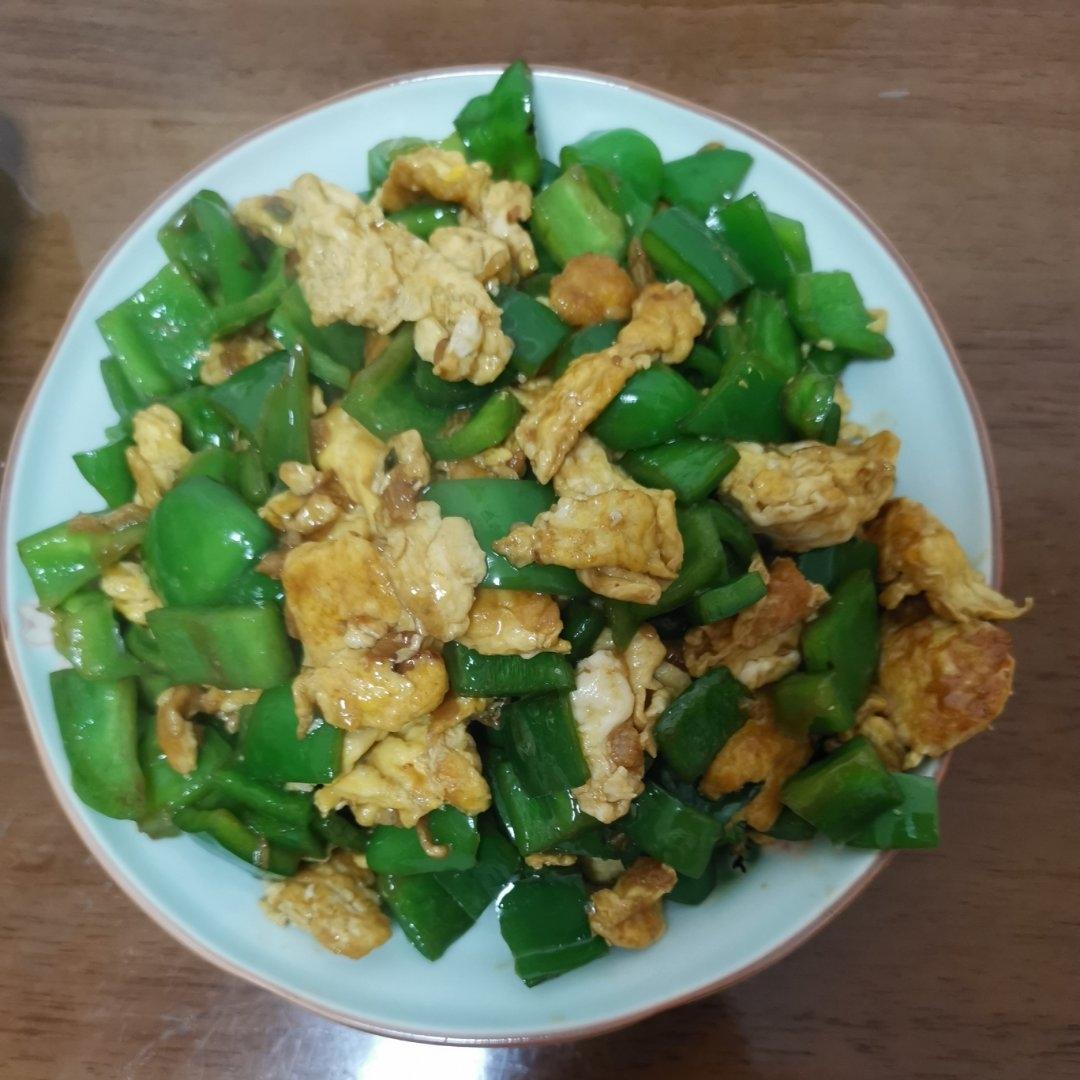 青椒炒鸡蛋(原图，从不修图)