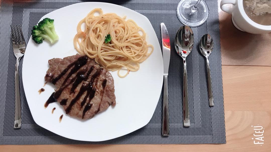 黑椒牛排