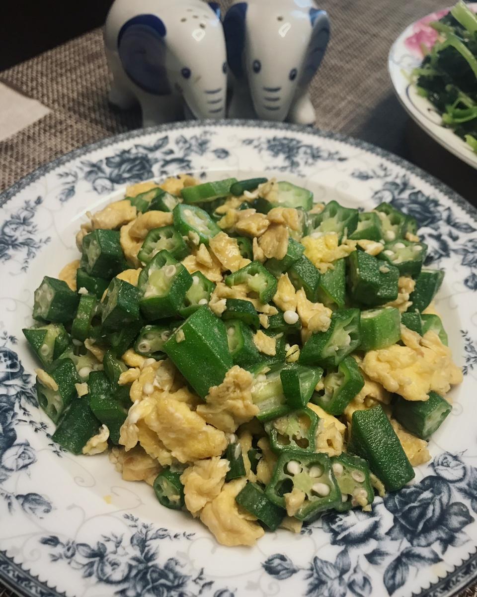 秋葵炒鸡蛋
