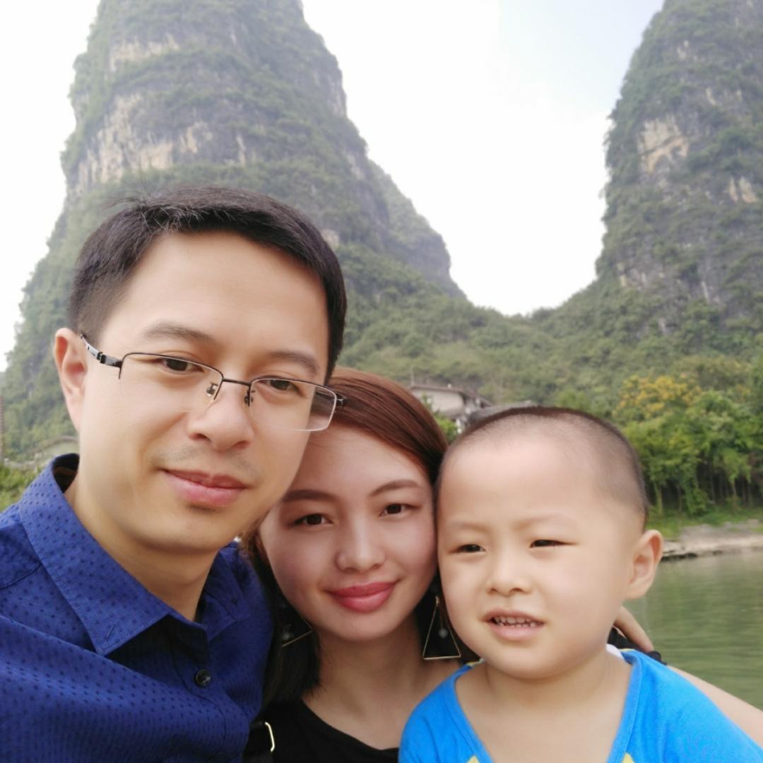 七月磅礴的大雨