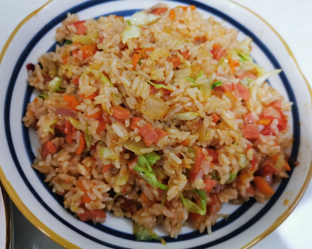 营养在线的炒米饭（孩子一次吃一大盘）的做法 步骤2
