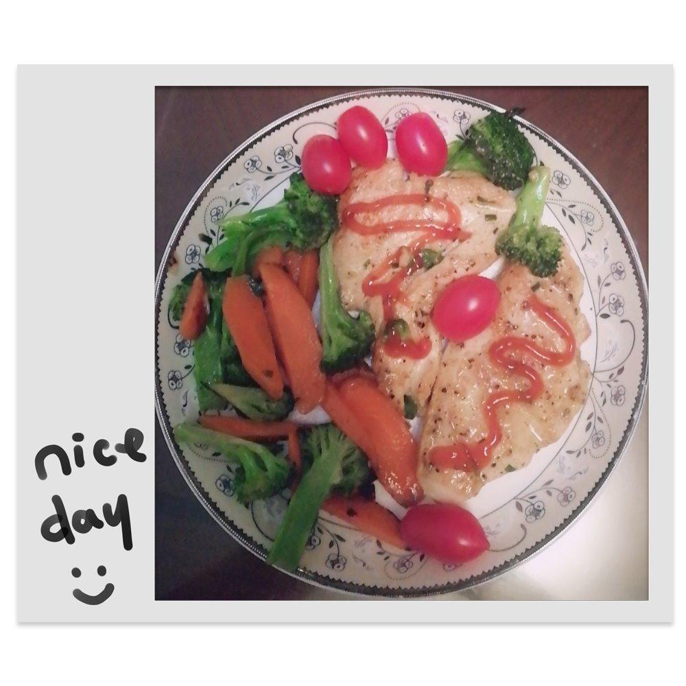 【嫩煎鸡胸肉】