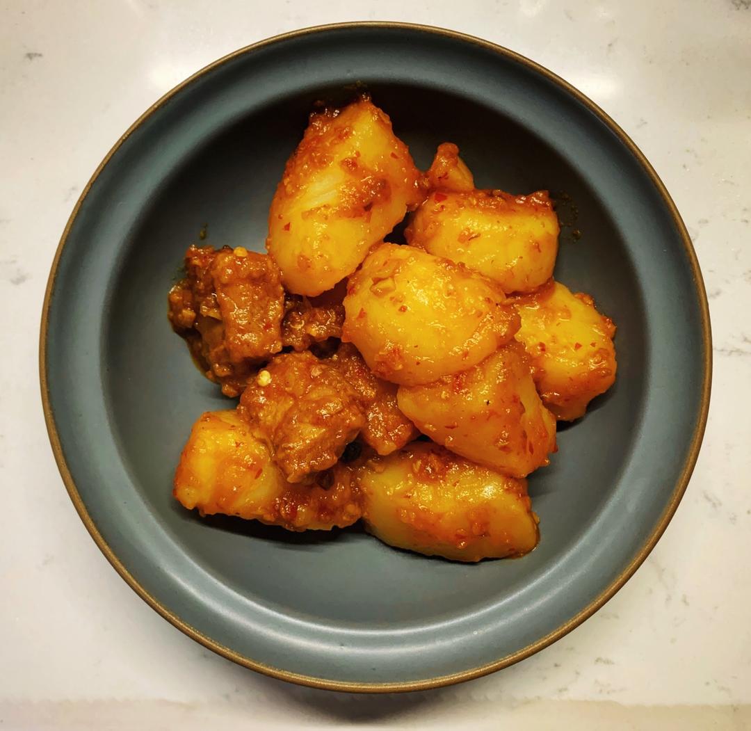 川味土豆烧排骨