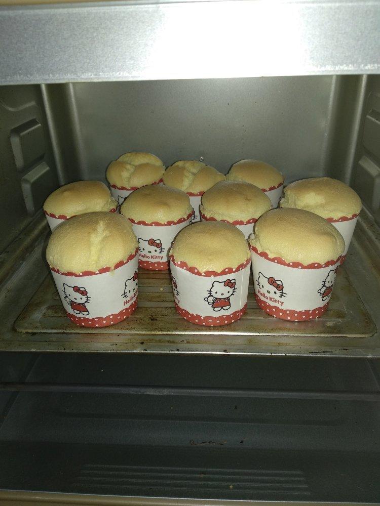 不回缩杯子蛋糕cupcake