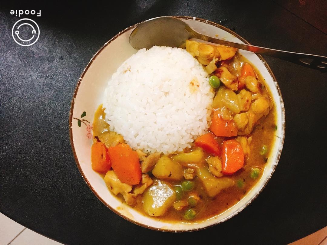咖喱鸡肉饭