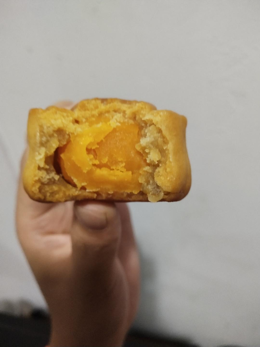 广式豆沙蛋黄月饼（步骤超详细，新手适用）