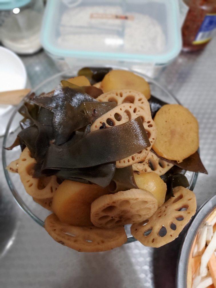 绝味麻辣藕片海带（可以卤所有绝味素菜，腐竹、豆干、毛豆、猪肝等等）