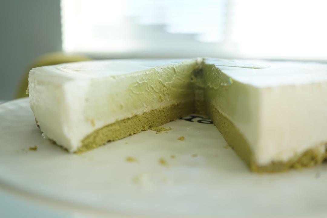 渐变抹茶慕斯蛋糕：我Amanda带着既美又作的抹茶甜点又来了！【曼食慢语】