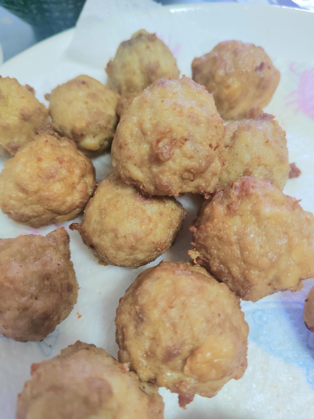 酥炸肉丸