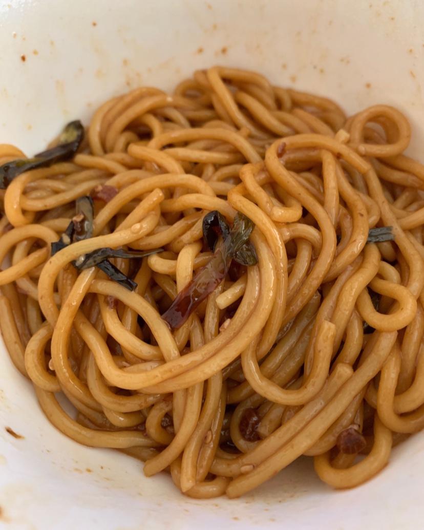 10分钟搞定的一碗葱油拌面