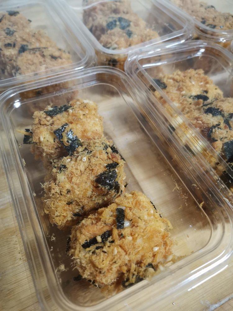 朋友都说比鲍师傅好吃的海苔肉松小贝