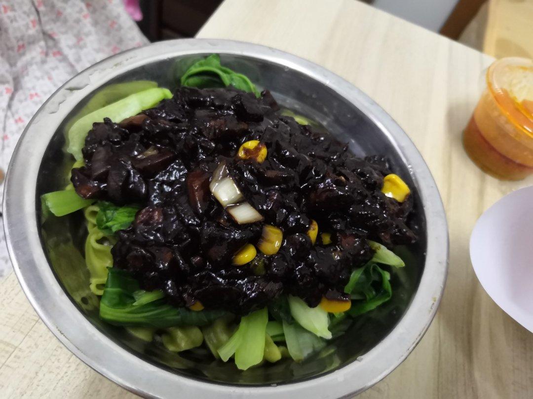 堂妈小厨——韩式炸酱面