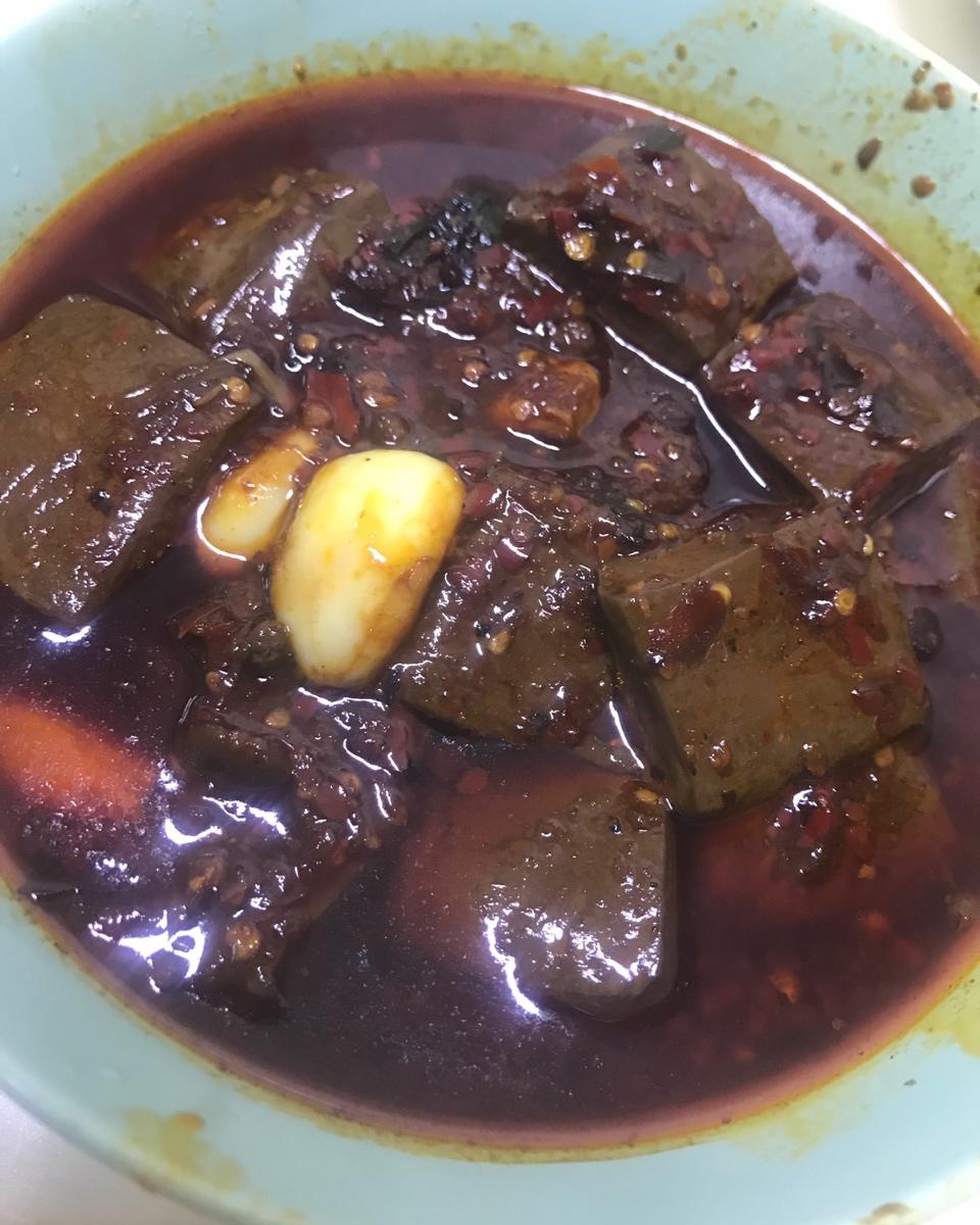 中餐厅店长赵薇的「泡椒鸭血」