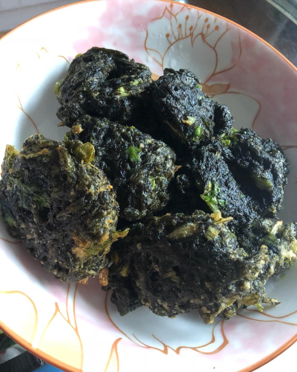 炸紫菜丸子