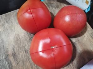 西红柿浓汤方便面的做法 步骤2